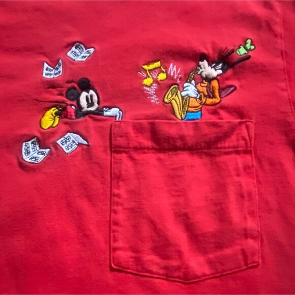 Vintage The Disney Store Adult Emroidered Mickey And Friends T-Shirt-Red-Small - Picture 2 of 5
